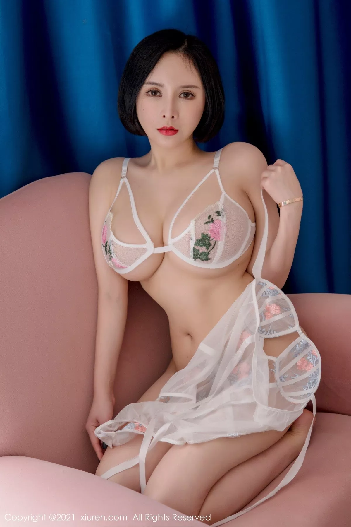 秀人集.com_[XiuRen秀人网]No.3296_豪乳御姐韩姗姗私房性感内衣秀魔鬼身材丰乳肥臀极致诱惑写真55P